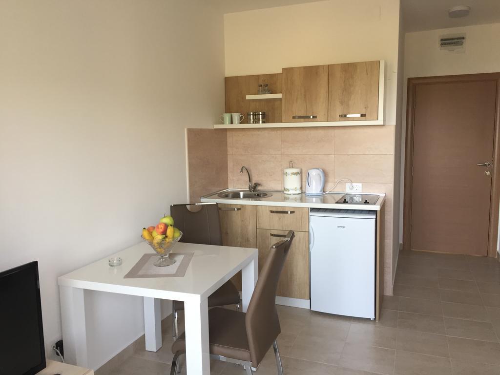 Apartments Wild Beauty - Krimovica Budva Bagian luar foto